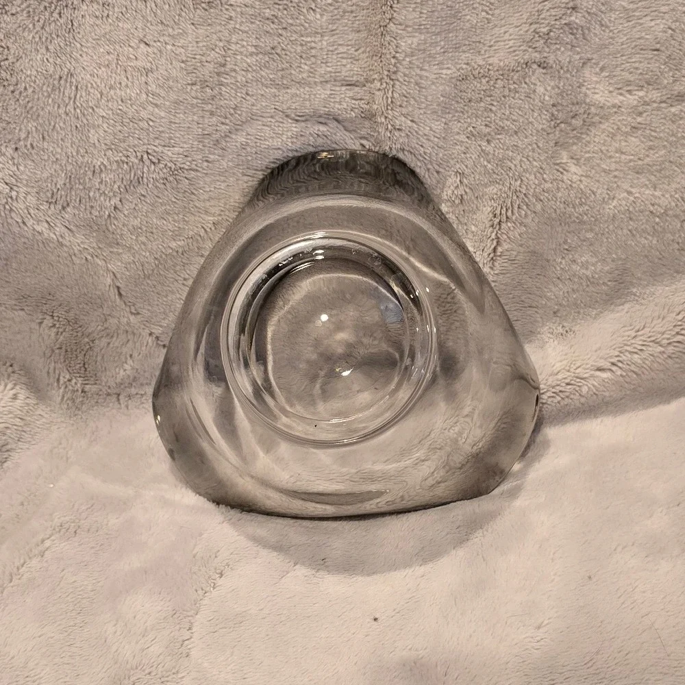 VINTAGE MID-CENTURY DOROTHY THORPE THREE SIDED BOWL WITH SILVER‎ FADE GLASS
